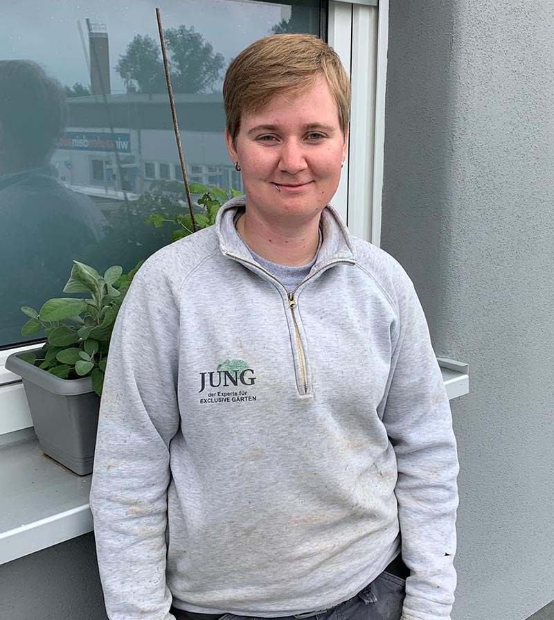 Elisabeth Lahn,
frischgebackene Landschaftsg&auml;rtnerin