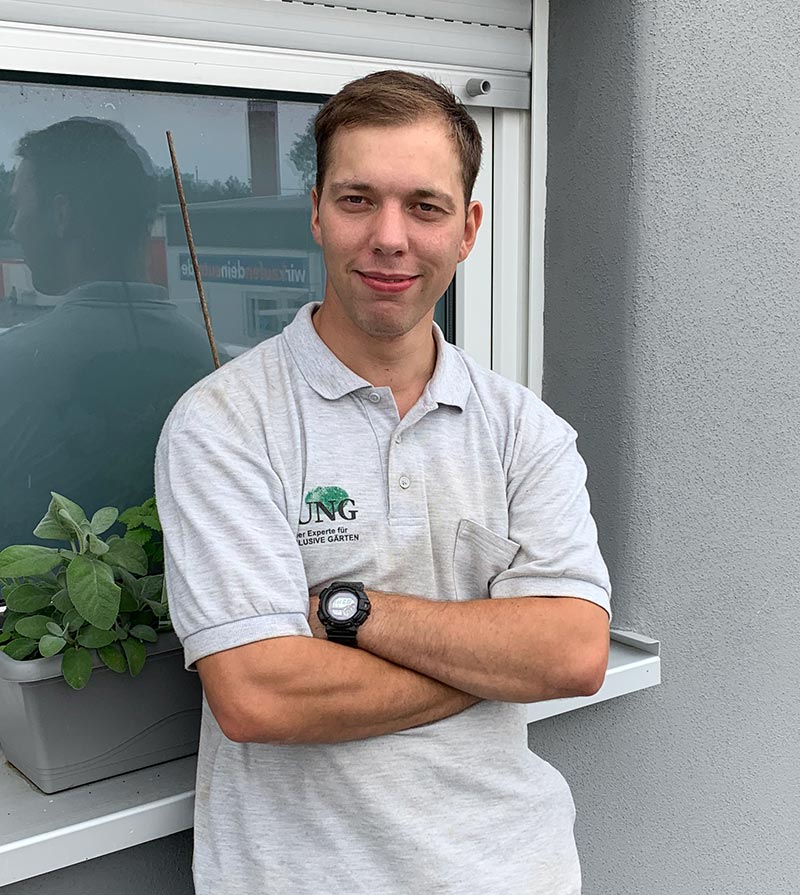 Tim G&ouml;rdes,
frischgebackener Landschaftsg&auml;rtner