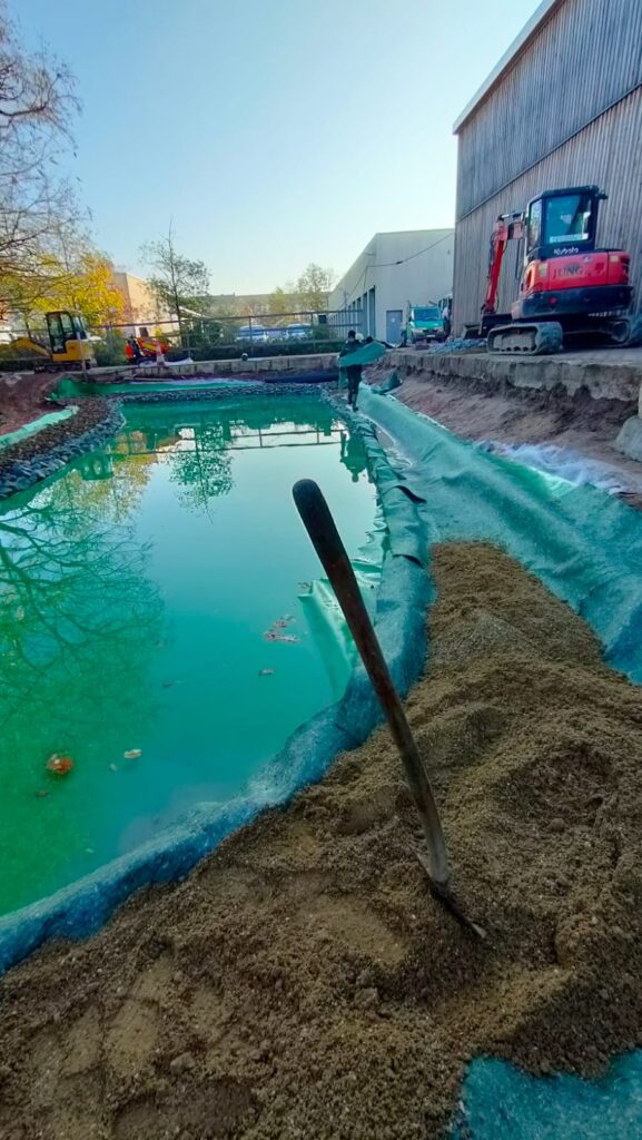 Regenwasser-R&uuml;ckhaltebecken f&uuml;r das VAG Tramdepot in N&uuml;rnberg