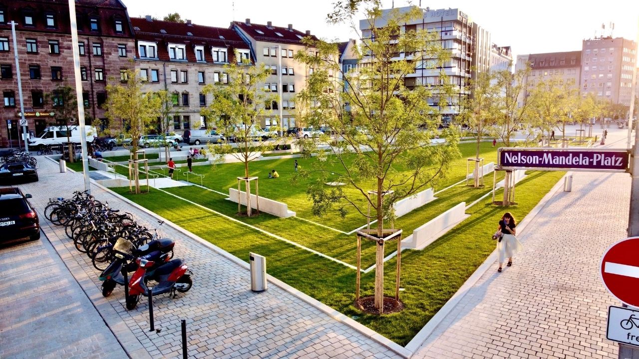 Anlegen von Au&szlig;enanlagen f&uuml;r Immobilien und Wohnanlagen